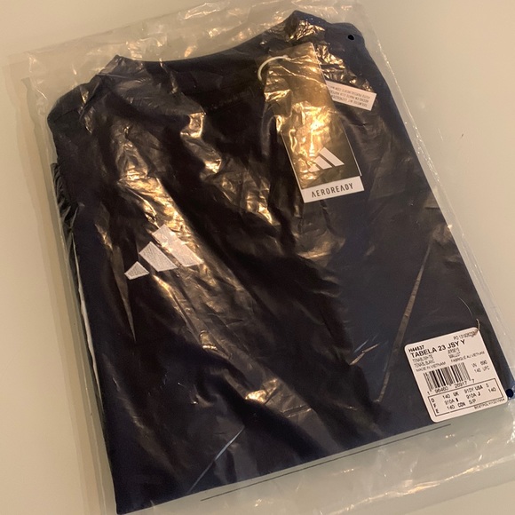 Adidas Tabela 23 soccer jersey - size S (9-10Y) - Picture 8 of 12